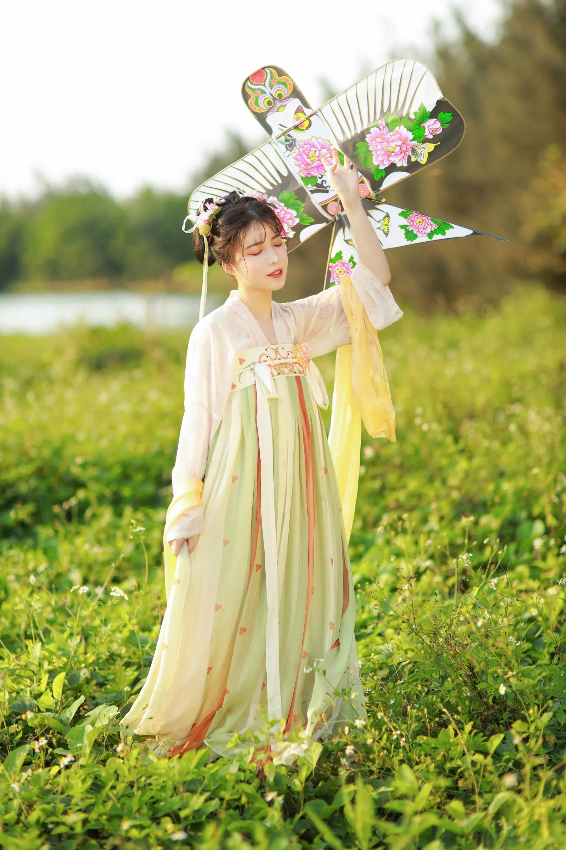 [艺图语] 2022.06.11 夏日少女 我超白_ [27P]插图8